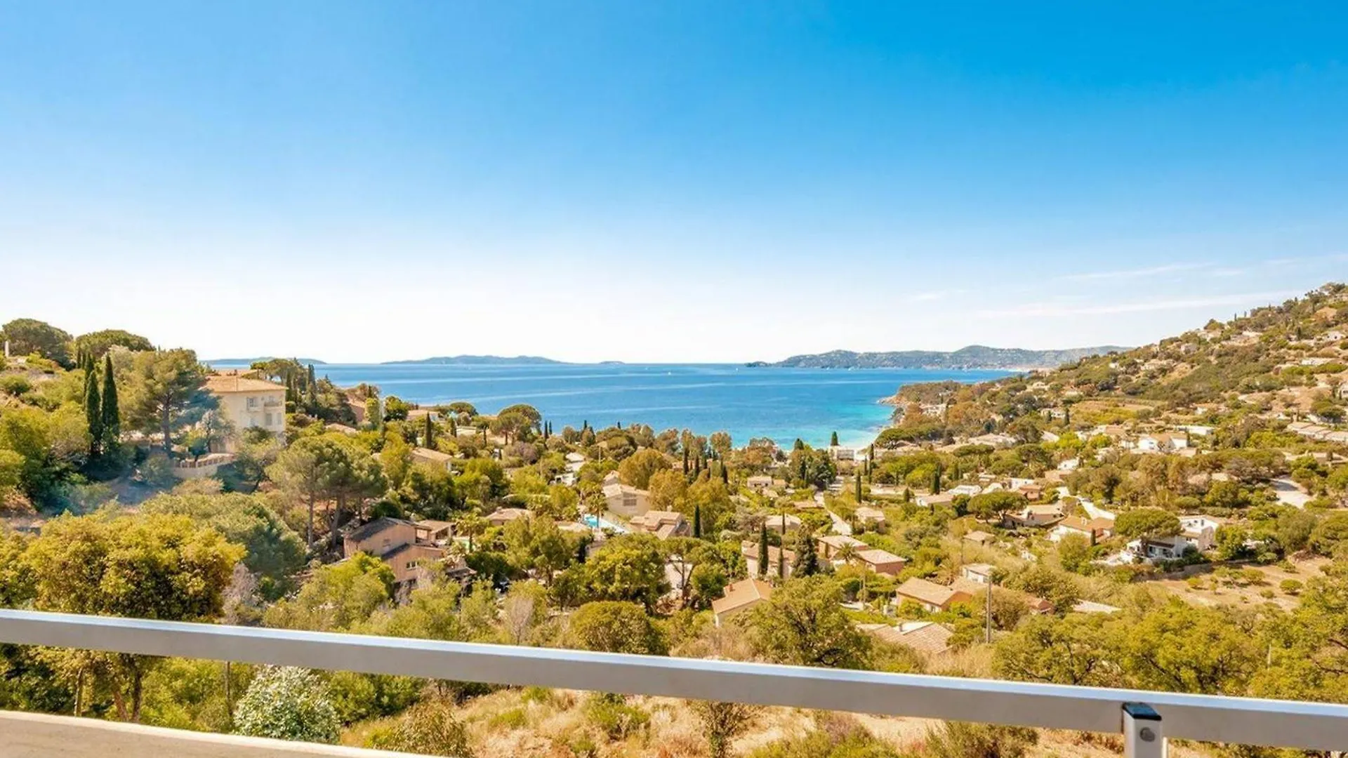 Apartment Appartement Confortable Avec Terrasse, Proche Plages - Fr-1-816-1 Le Lavandou